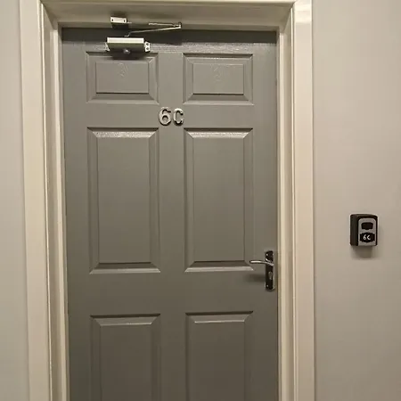 Prime Retreats - Flynn House